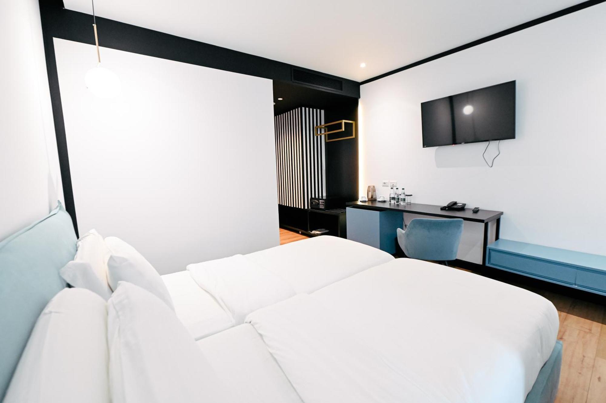 Royal G Max Hotel Golem (Tirana)